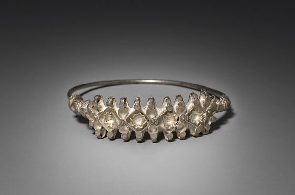Classic Filigree Nose Pin - alt